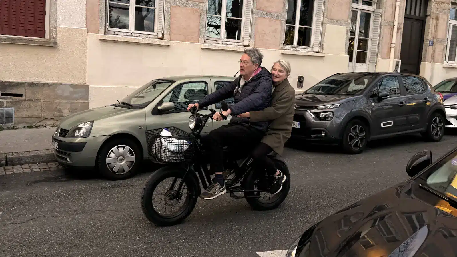 Personnes agees bolide